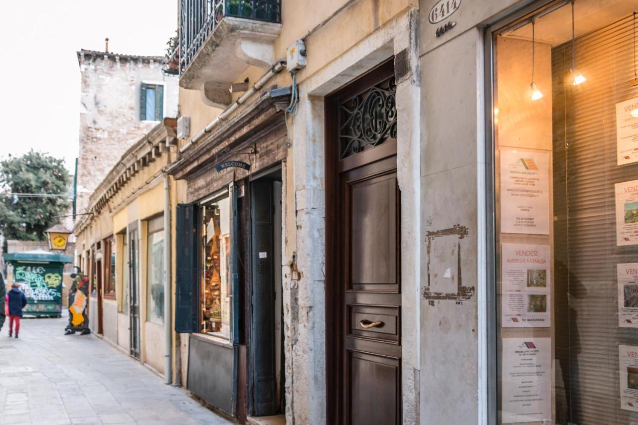 Doge'S Pantheon & St.Mark School In Hidden Venice Exterior photo